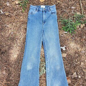 ROLLAS Cropped Flares tagged 27 (fit 25/26)